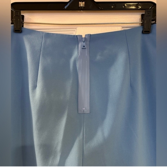 Alice & Olivia Lorinda High Waist Ankle Pants - Picture 3 of 5